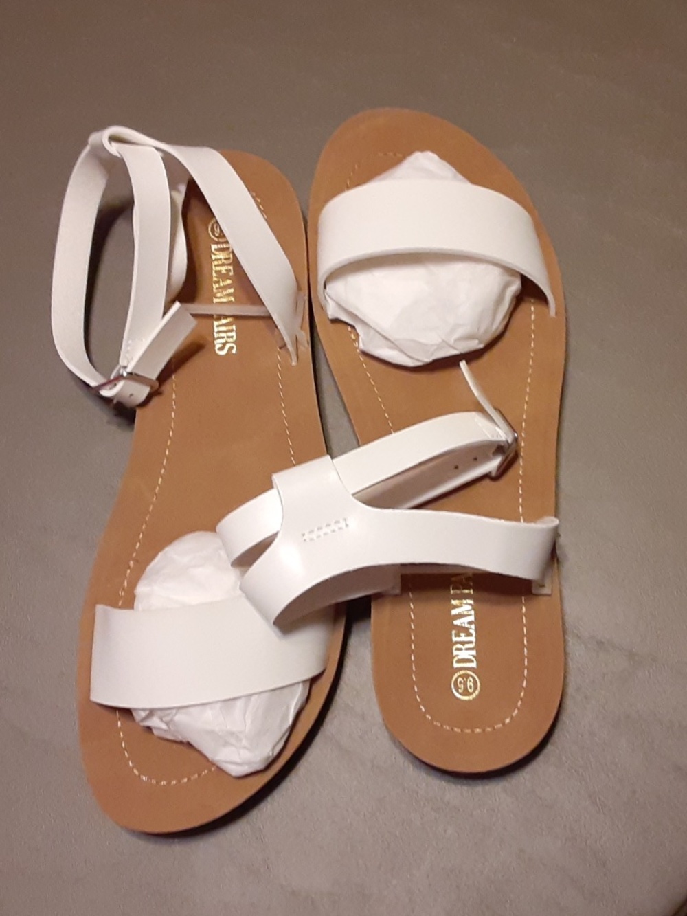 Dream Pairs White Sandals
